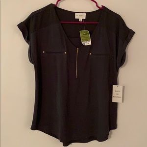 NWT Gray top with zipper